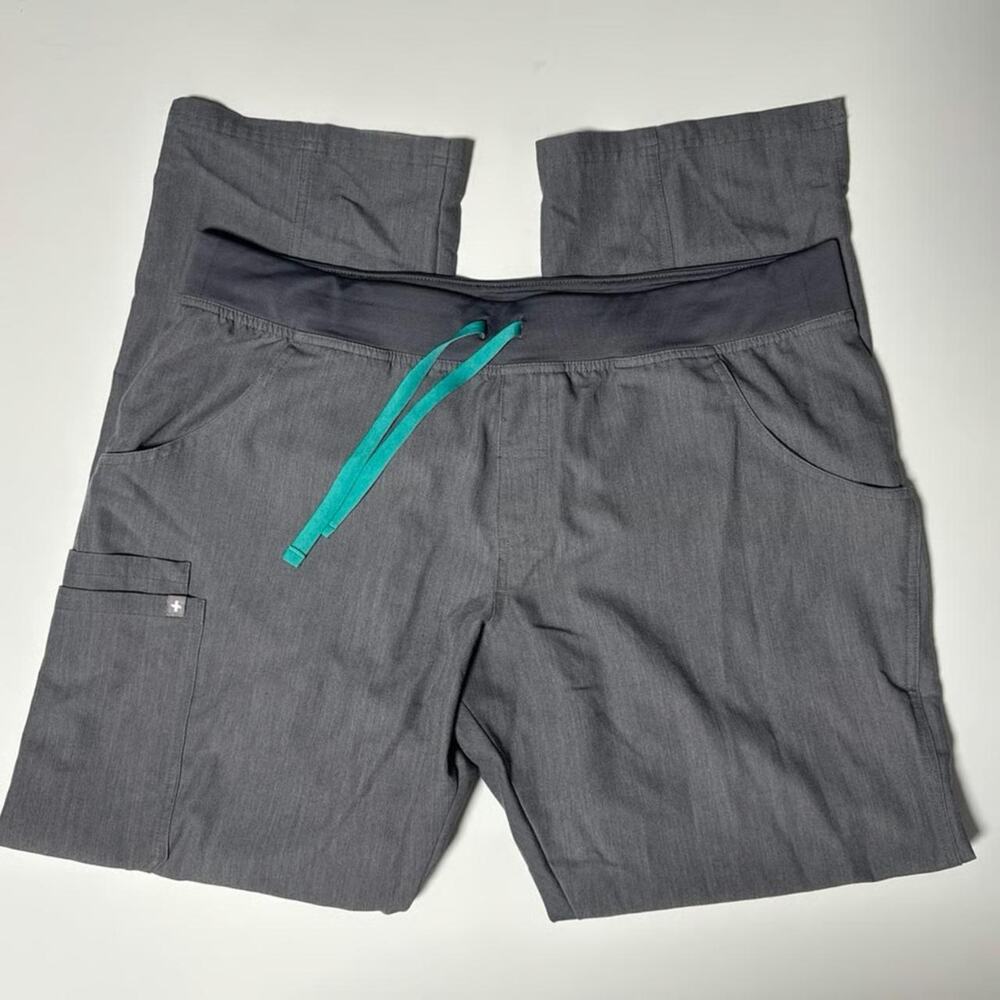 FIGS Kade Cargo Scrub Pant